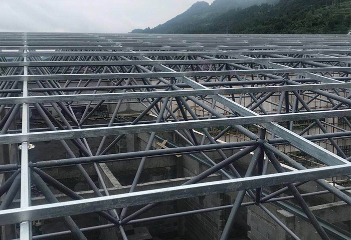 安达仁怀冠英学校艺体楼网架